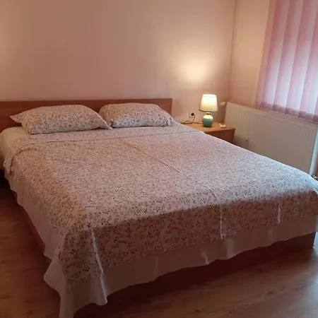 Cozy Marino And Margarita Veliko Tarnovo